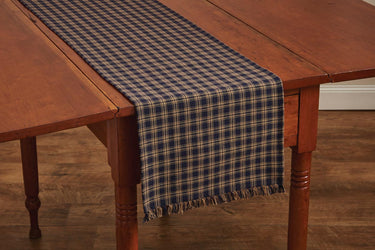 Sturbridge Table Runner 54